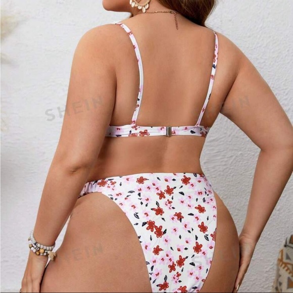 SHEIN Brand New Bikini - Picture 2 of 5
